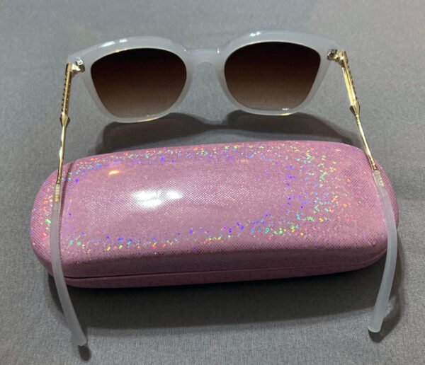 Gafas de Sol y Deportivas para Dama: Estilo y Funcionalidad - Image 3